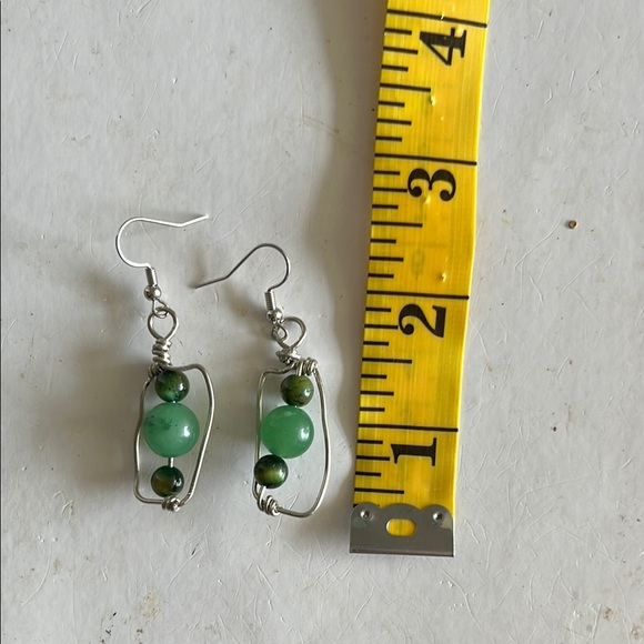 Green agate and dyed tigers eye Spiral Bead Earrings Jewelry - Picture 3 of 3